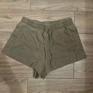 Universal Thread  Women's Shorts